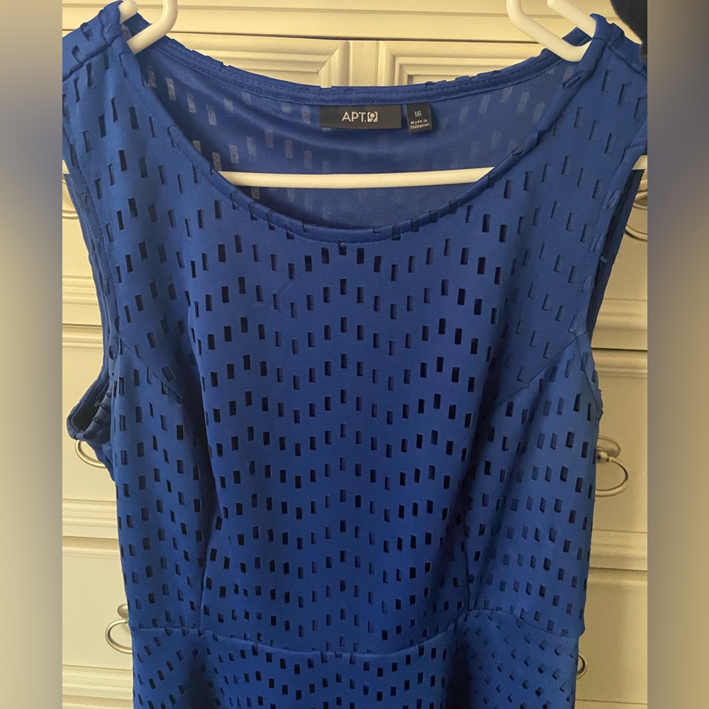 Women’s size 16 blue dress. - Picture 2 of 4